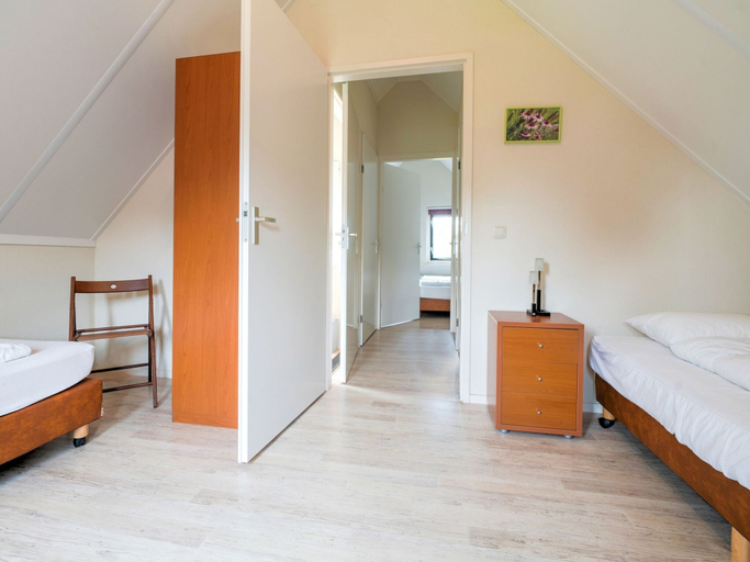 Bedroom 3, Serene Holiday Home in Gaasterlan-Sleat, Gaasterlân-Sleat