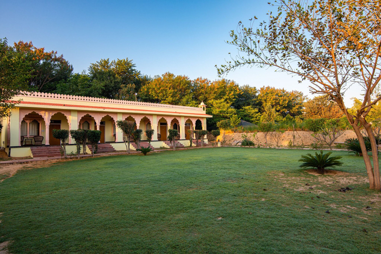 Exterior & Views, Jungle Cave Resort, Sawai Madhopur