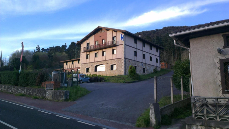 Exterior & Views 2, Hotel Ibaigune, Vizcaya