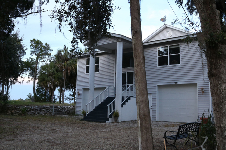 Exterior & Views 2, Crystal River Lullaby B&B, Citrus