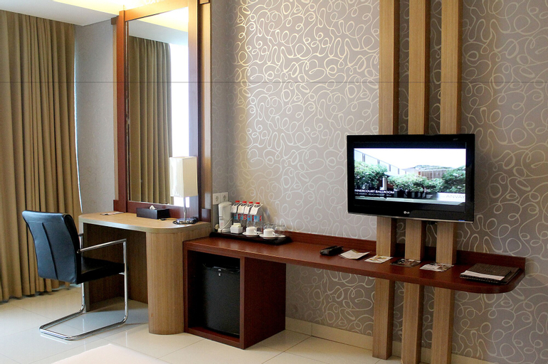 Bedroom 5, Hotel Santika Tasikmalaya, Tasikmalaya