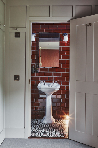 Bathroom 4, No17 The Promenade, Argyll and Bute
