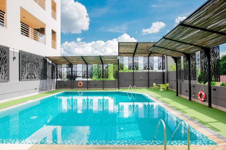 Sport & Beauty 5, The Royal River Hotel, Dusit