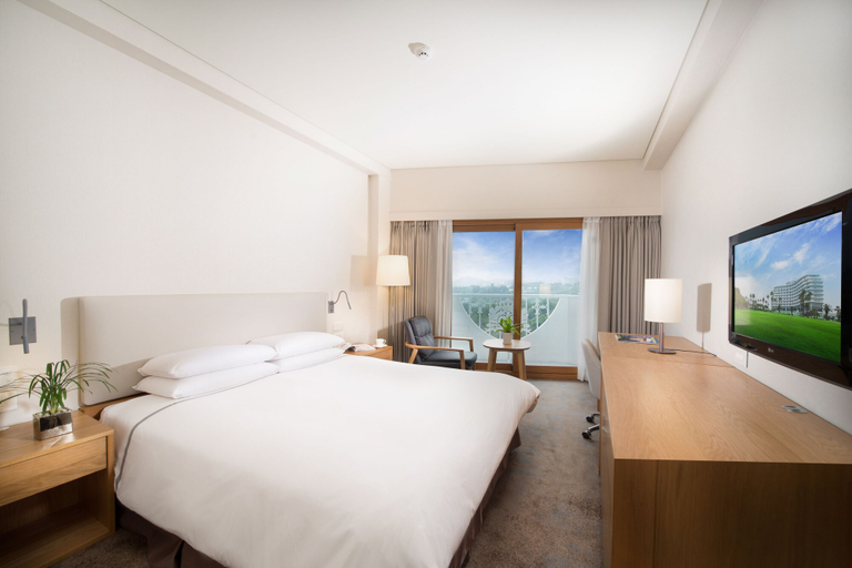 Bedroom 4, Seogwipo KAL Hotel, Seogwipo