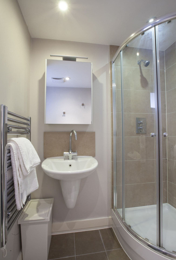 Bathroom, Belvedere Stratford City Edge Apartments, London