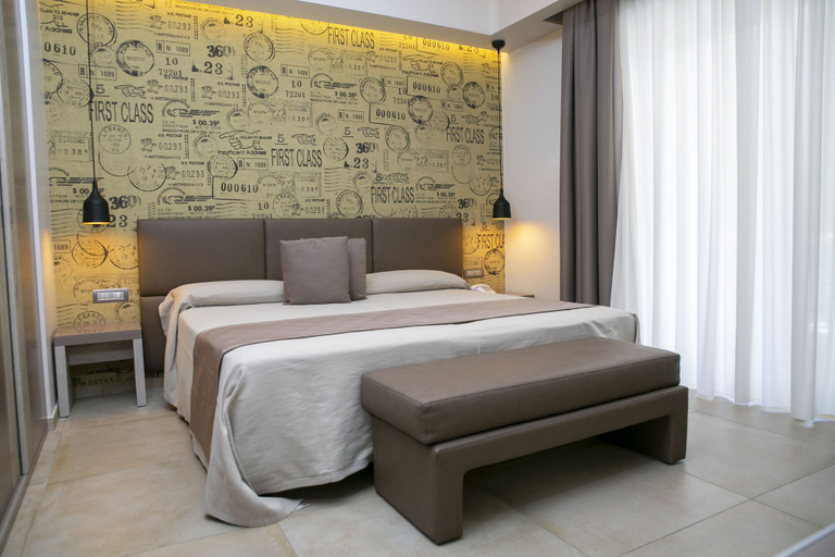Bedroom 3, Pietra di Luna Hotel, Salerno