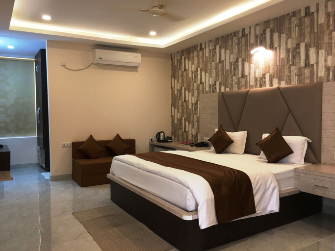 Bedroom 3, Hotel K3 Club Residency, Jhansi