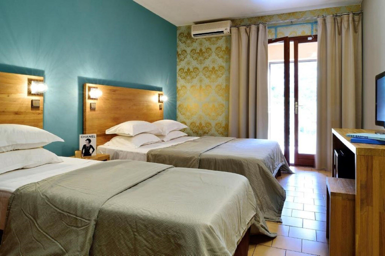 Bedroom 3, Hotel le Lonca, Corse-du-Sud