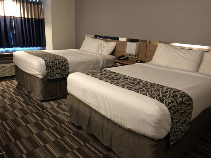 Bedroom 3, Microtel Inn & Suites by Wyndham Baton Rouge, East Baton Rouge
