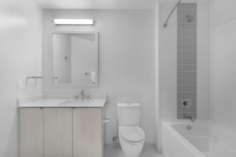 Bathroom 4, Global Luxury Suites Crystal City, Arlington