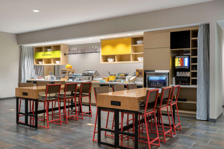 Food & Drinks 5, Home2 Suites by Hilton Richmond Short Pump, Henrico