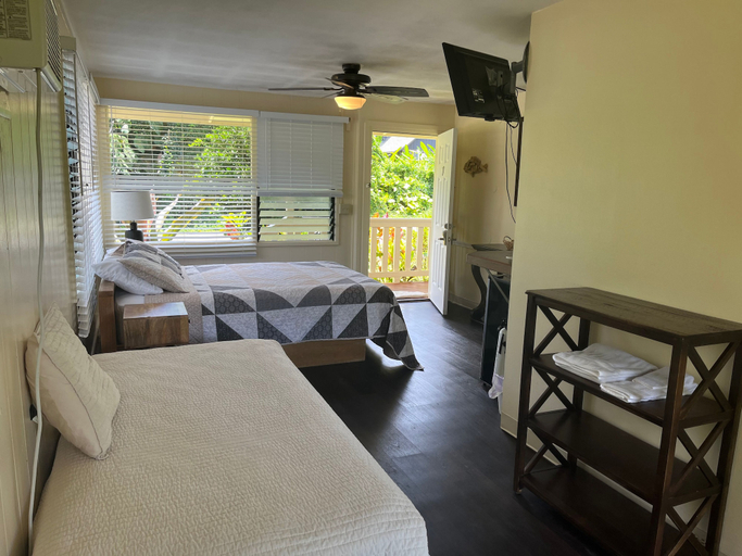 Bedroom 2, Aarons Cottage, Hawaii