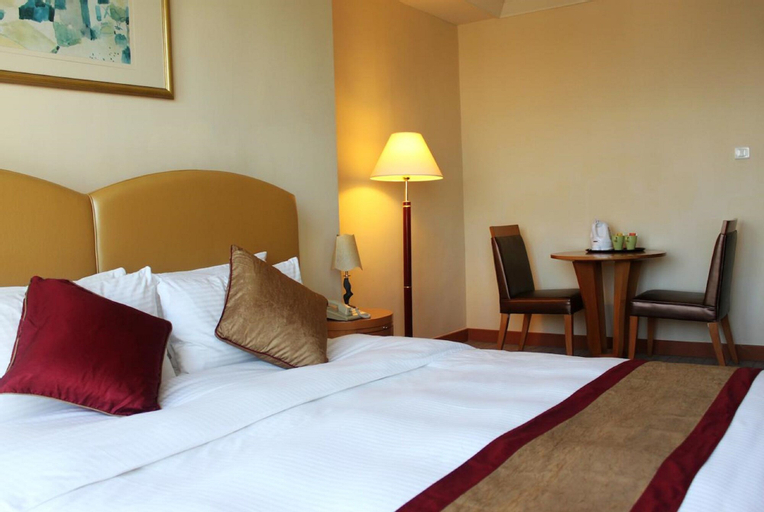 Bedroom 3, Harbour Plaza Resort City, New Territories