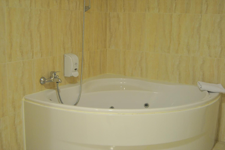 Bathroom 5, Hotel Santiago de León, León