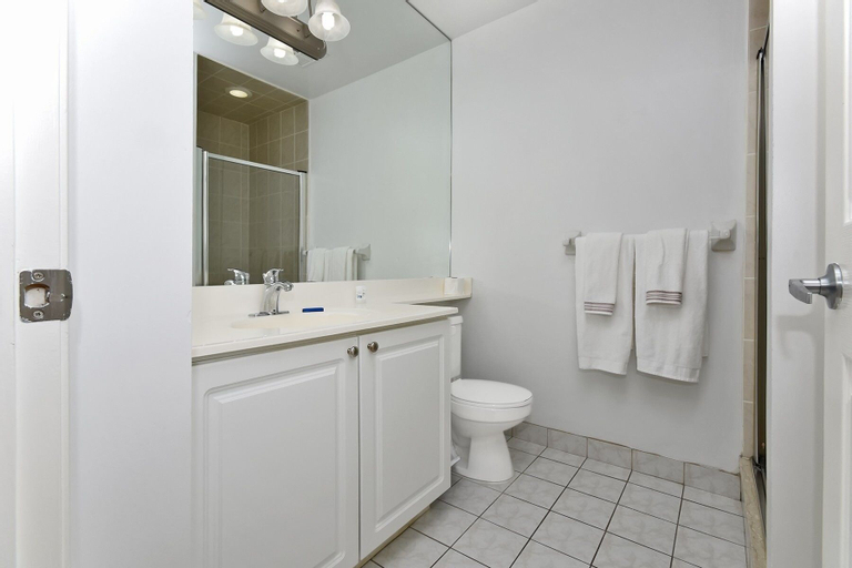 Bedroom 3, NAPA Furnished Suites - Square One, Peel