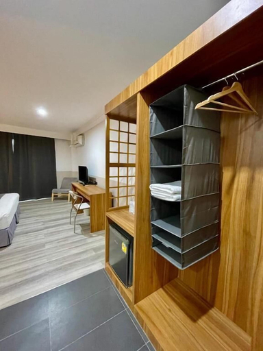 Bedroom 5, Garden Paradise Hotel & Serviced Apartment, Pattaya