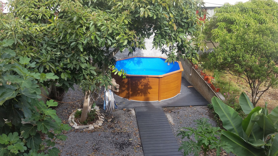 Others 5, Cantinho da Maria, Funchal