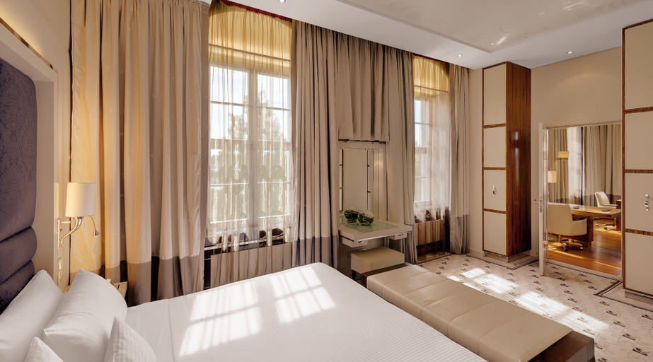 Bedroom 4, Bilderberg Bellevue Hotel Dresden, Dresden