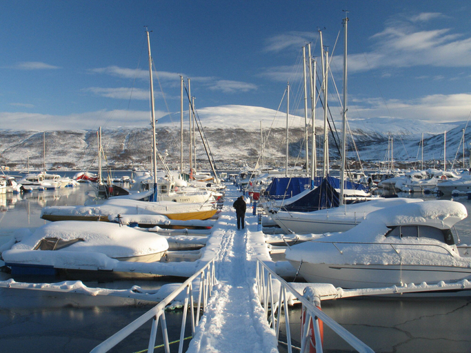 Others 4, Norwavey, Sleep in a Boat, Tromsø