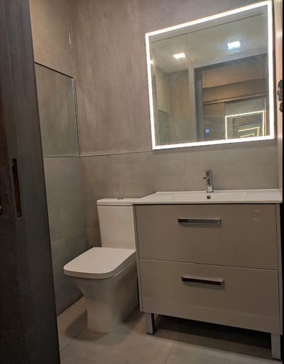Bathroom 5, Caruma Surf Hostel & Suites, Matosinhos