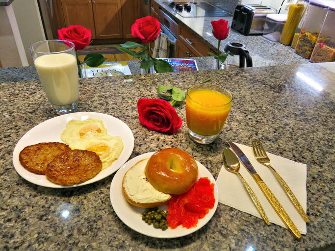 Food & Drinks 5, Mein Haus Bed & Breakfast, Eagle