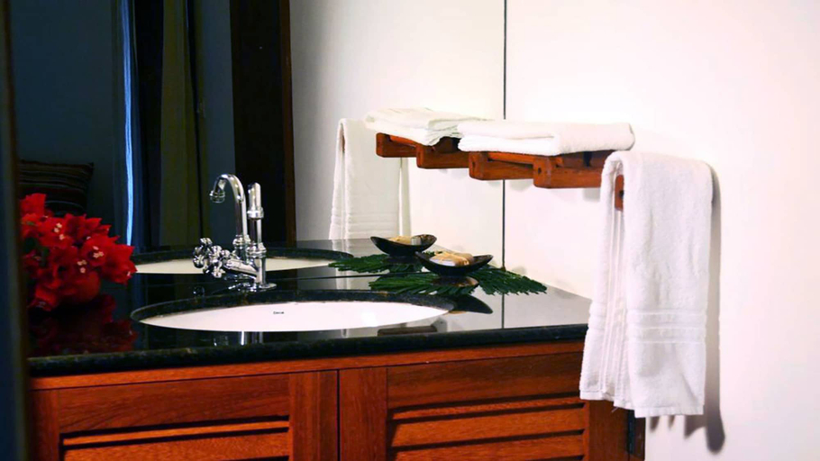 Bathroom 4, Pousada Vila Araticum Praia, Santa Cruz Cabrália