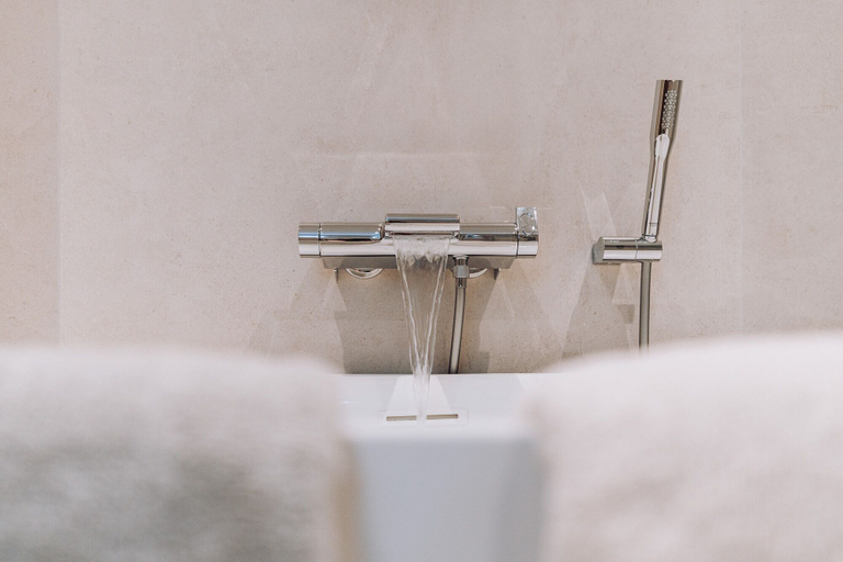 Bathroom 3, Edenmore Golf and Country Club, Armagh, Banbridge and Craigavon