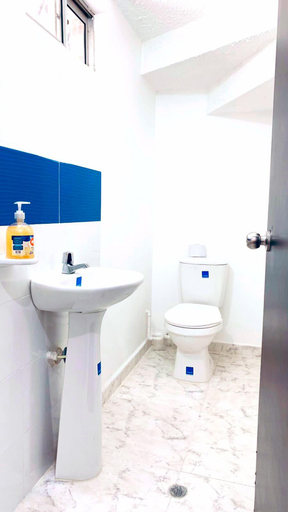 Bathroom 2, Casa CAPRI, Santiago de Cali