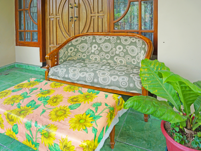 Bedroom 3, SPOT ON 91527 As-sakinah Homestay Syariah, Malang
