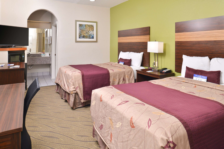 Bedroom 2, Americas Best Value Inn & Suites Houston Downtown, Harris