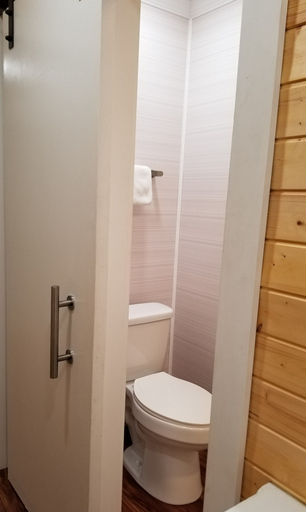Bathroom 3, Camptel Poconos, Carbon