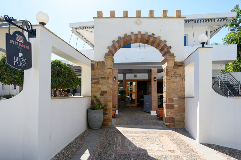 Exterior & Views 2, Ilioxenia Studio & Apartments, North Aegean