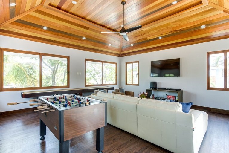 Others 5, The Enclave- Private Island