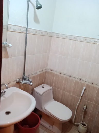 Bathroom, City Palace One, Lahore