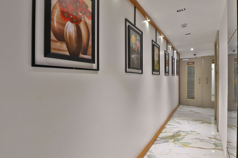 Others 4, Hotel Legend, Surat