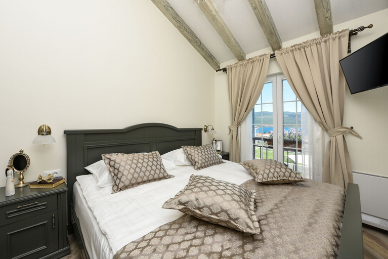 Bedroom 2, Villa Mek Zadarvillas, Novigrad