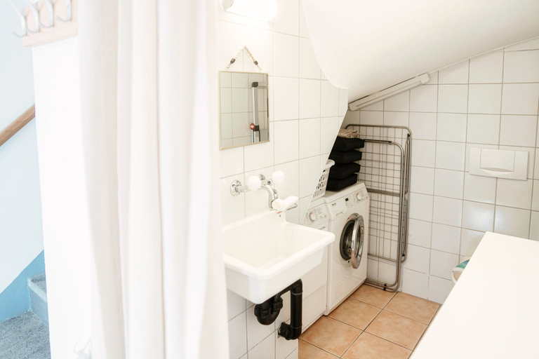 Bathroom 4, Casa Cigno, Locarno