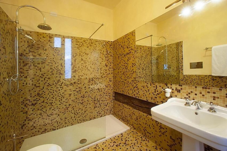 Bathroom 5, Relais Vimercati, Cremona