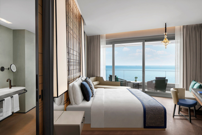 Bedroom 2, JW Marriott Hotel Istanbul Marmara Sea, Bakırköy