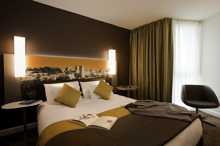 Bedroom 2, Mercure Avignon Centre Palais des Papes Hotel, Vaucluse