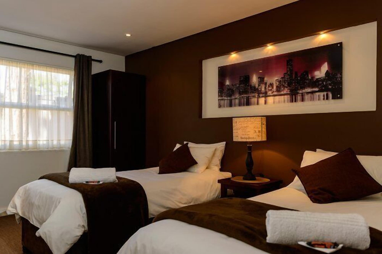 Bedroom 2, Biggy Best Cottages, Umgungundlovu