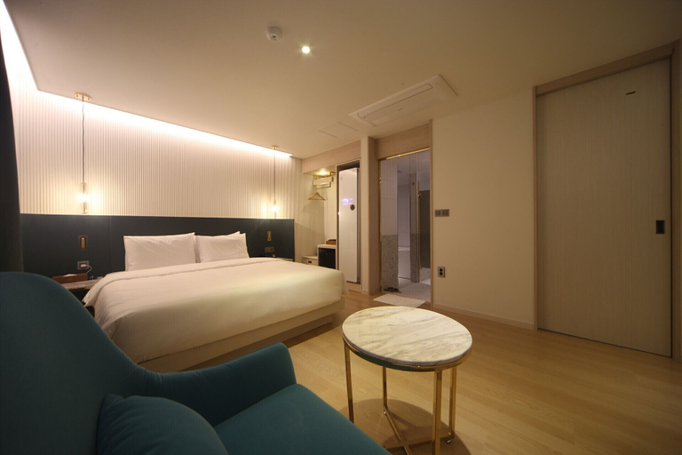 Bedroom 4, H Avenue Hotel, Dongnae