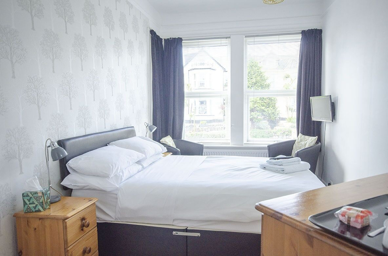 Bedroom 2, Headlands - Room Only Accommodation, Cornwall