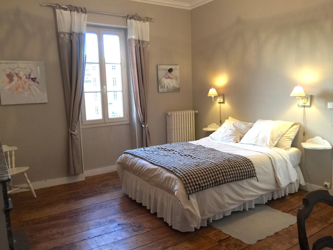 Bedroom 3, Les Angelots, Gers