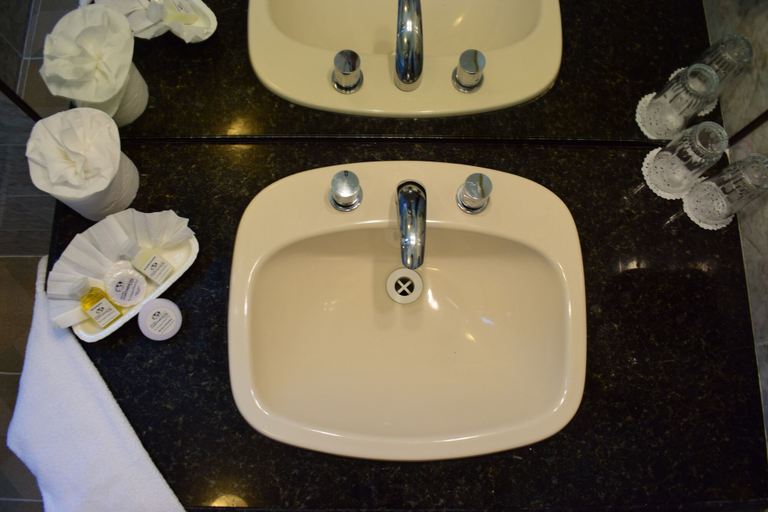 Bathroom 5, Hotel Continental Park, Andrés Ibáñez