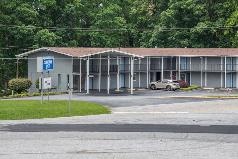 Exterior & Views 2, Rodeway Inn Anderson North - Clemson, Anderson