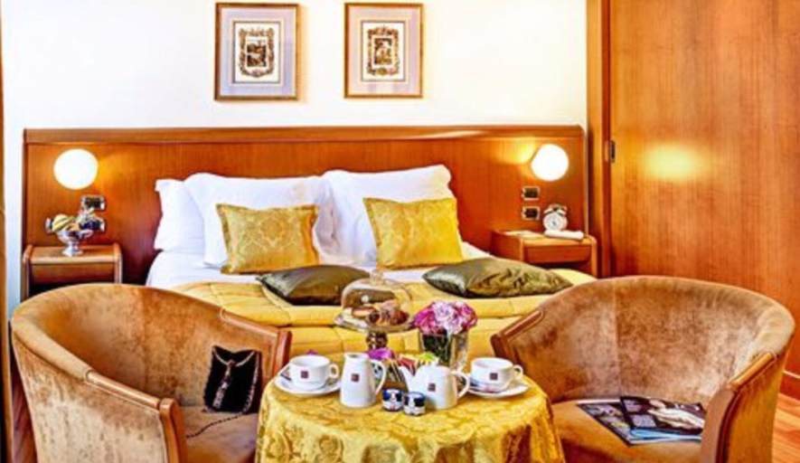 Bedroom 2, Hotel Ponte Sisto, Rome