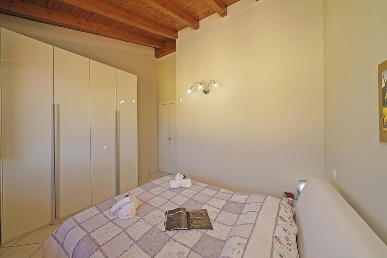 Bedroom 4, Appartamento Tammaro, Brescia