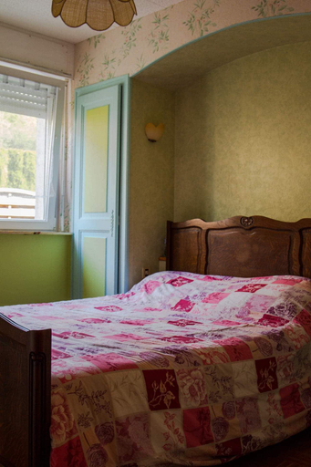 Bedroom 3, La Chti Cabane, Vosges