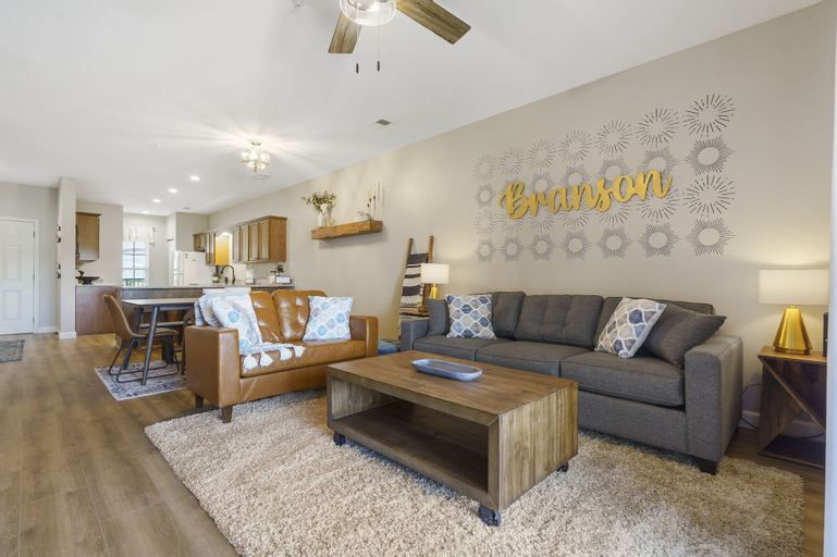 The Branson Experience - Balcony w/ Golf Views, Taney